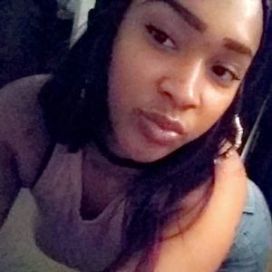 Meet your Posher, Malika